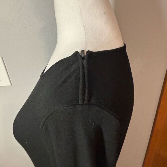 Theory Mimi Q Classical Dress Womens Black Quilted Long Sleeve Shift Crew size M - Picture 5 of 11